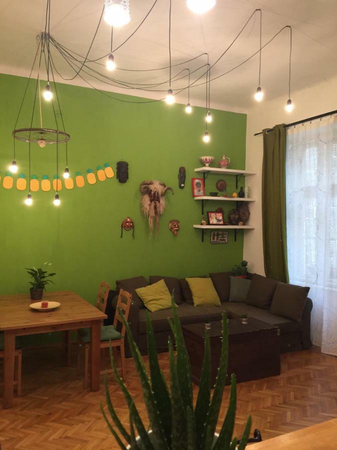 Szimpla Kert Apartment